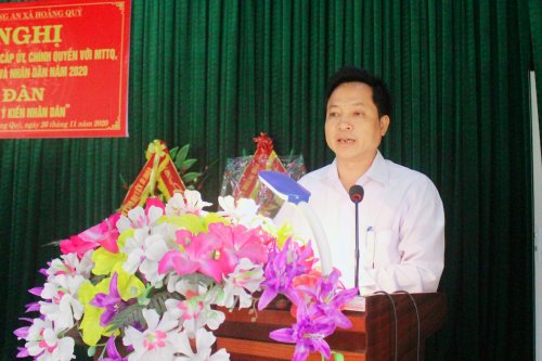 5. Đồng chí Lê Văn Phượng  Chủ tịch UBND xã giải trình một số ý kiến của Nhân dân.jpg